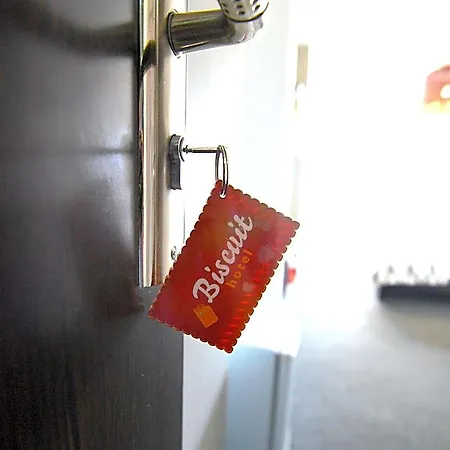 Biscuit Hotell 3*