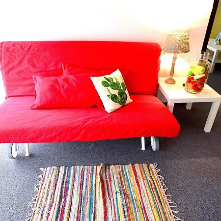 Готель Biscuit